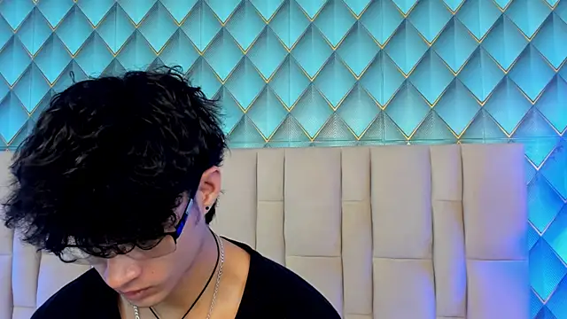 Snapshot of Sofia-Ethan chatting on 07.06.26 Sofia-Ethan online show from 07.06.26