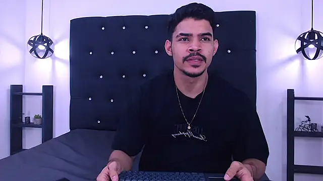 Snapshot of Dannesh_ chatting on 05.20.26 Dannesh online show from 05.20.26