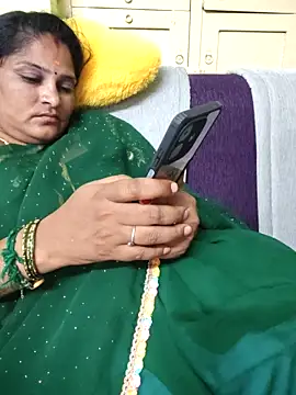 Snapshot of mynatamil143 chatting on 06.05.26 mynatamil143 online show from 06.05.26