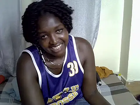 Snapshot of Lorainebabes chatting on 05.23.26 Lorainebabes online show from 05.23.26