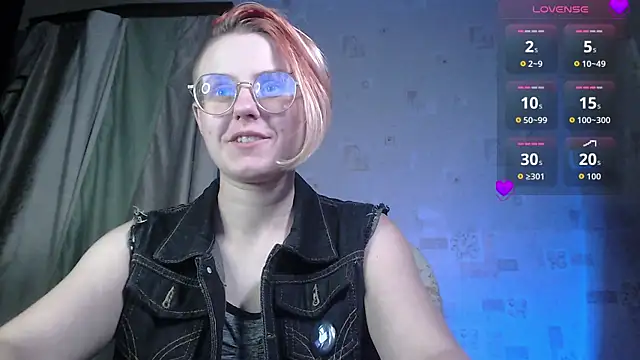 Snapshot of __Freya___ chatting on 07.09.26 Freya online show from 07.09.26