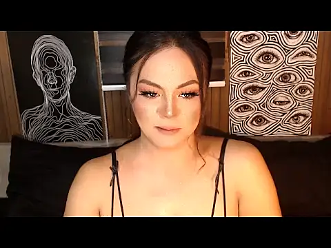 Snapshot of AmberMoorets chatting on 07.16.26 AmberMoorets online show from 07.16.26