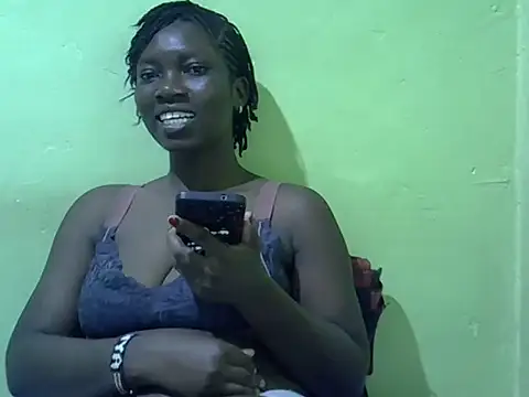 Snapshot of Sweet-Lynn chatting on 07.13.26 Sweet-Lynn online show from 07.13.26