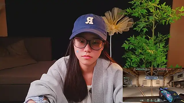 Snapshot of yu598188 chatting on 05.21.26 yu598188 online show from 05.21.26