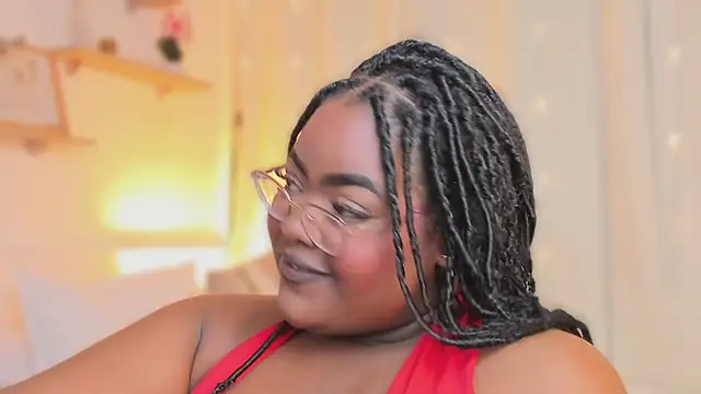 Snapshot of Ayanaa_Ebony_ chatting on 05.30.26 Ayanaa Ebony online show from 05.30.26
