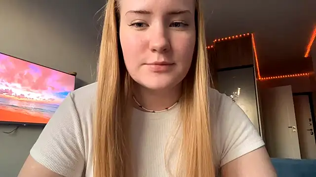 Snapshot of Lisi_Kiss_ chatting on 05.24.26 Lisi Kiss online show from 05.24.26