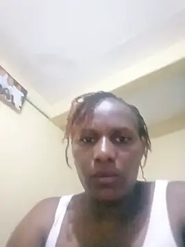 Snapshot of luckyanicia chatting on 05.21.26 luckyanicia online show from 05.21.26