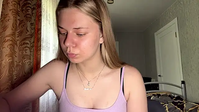 HoneysPiee online show from 06.21.26