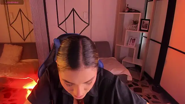 SophieWatson  online show from 07.01.26