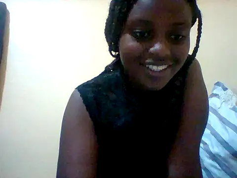 Snapshot of liligal chatting on 05.17.26 liligal online show from 05.17.26