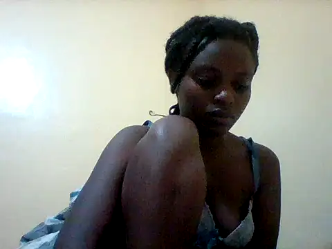 Snapshot of liligal chatting on 05.27.26 liligal online show from 05.27.26