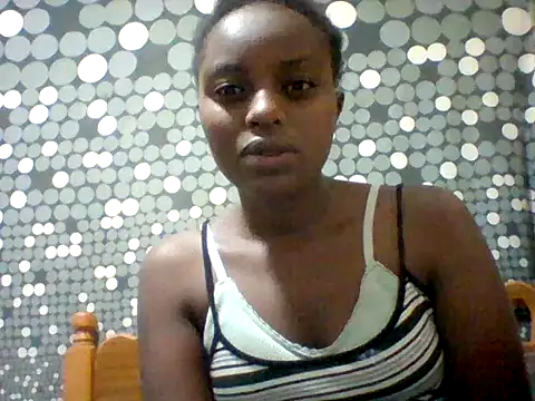 Snapshot of liligal chatting on 07.14.26 liligal online show from 07.14.26