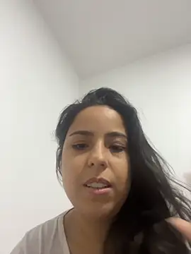 Snapshot of onMelan chatting on 05.17.26 onMelan online show from 05.17.26