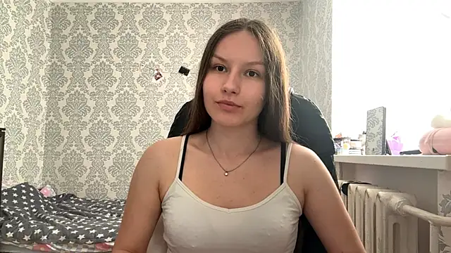 Snapshot of ShaylaChong chatting on 05.22.26 ShaylaChong online show from 05.22.26