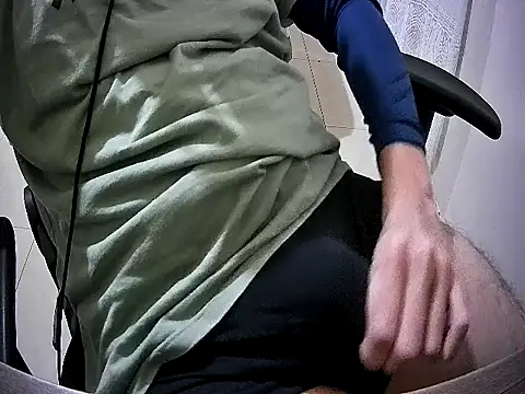 Lucas550098 online show from 05.17.26