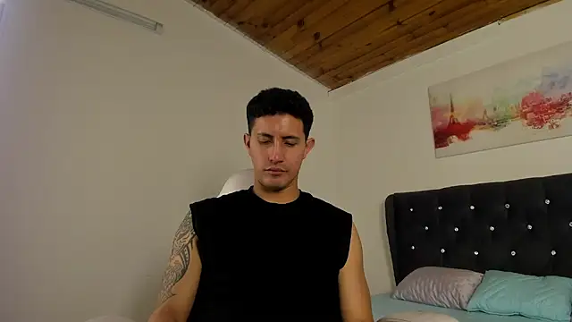 Snapshot of marcos_vieyra chatting on 05.27.26 marcos vieyra online show from 05.27.26