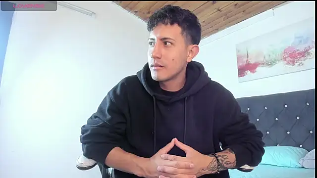 Snapshot of marcos_vieyra chatting on 06.08.26 marcos vieyra online show from 06.08.26