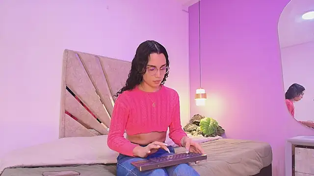 sally hot18 online show from 07.11.26