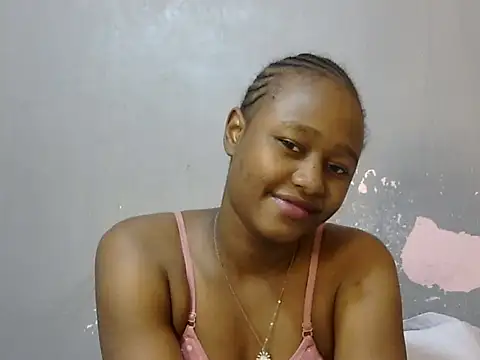 Snapshot of Petite_Ebony10 chatting on 06.23.26 Petite Ebony10 online show from 06.23.26