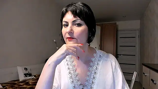 Snapshot of Helen_Beller chatting on 05.20.26 Helen Beller online show from 05.20.26