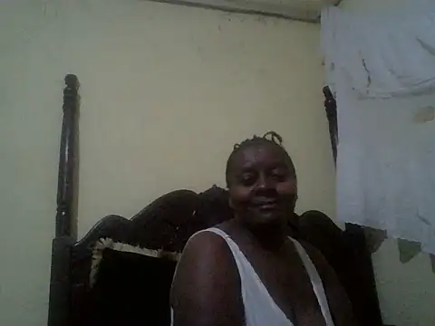Snapshot of scatia chatting on 06.23.26 scatia online show from 06.23.26