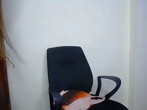 SweetCoochie222 online show from 05.29.26