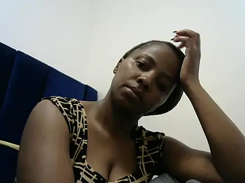Snapshot of fantasydiva1 chatting on 06.06.26 fantasydiva1 online show from 06.06.26