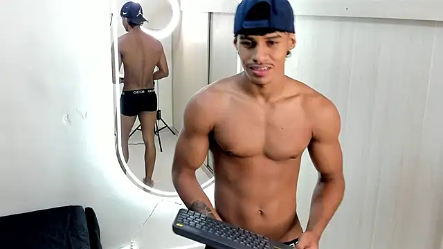 Snapshot of Joao_da_silva19 chatting on 05.17.26 Joao da silva19 online show from 05.17.26