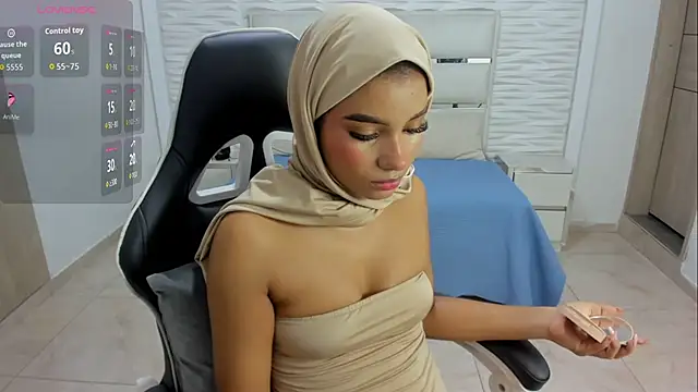 Snapshot of Layla_irfan chatting on 07.03.26 Layla irfan online show from 07.03.26