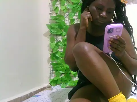 Snapshot of afrikan_beauty chatting on 07.06.26 afrikan beauty online show from 07.06.26