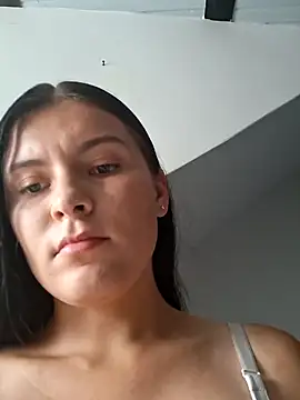 Snapshot of Yeras_ chatting on 05.29.26 Yeras online show from 05.29.26