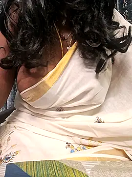 Snapshot of Tamil-ammukutty18 chatting on 07.12.26 Tamil-ammukutty18 online show from 07.12.26