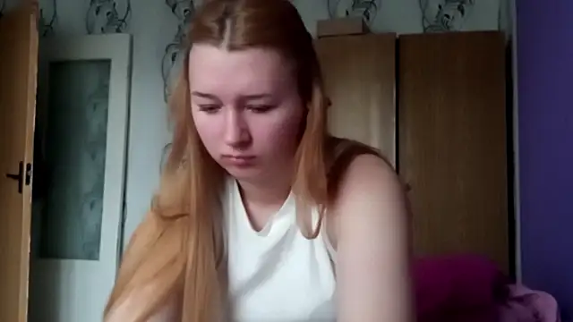 Snapshot of RaeannRoewe chatting on 05.21.26 RaeannRoewe online show from 05.21.26