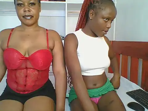 Snapshot of Sasseiqueen_ chatting on 05.26.26 Sasseiqueen online show from 05.26.26