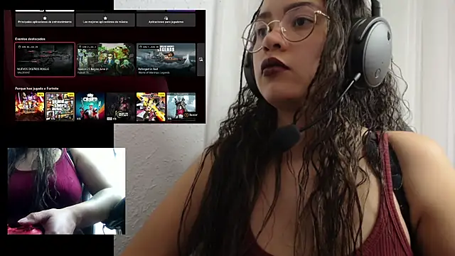 Snapshot of scarletdollof chatting on 05.29.26 scarletdollof online show from 05.29.26