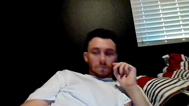 Snapshot of Tallhungcloudyyy chatting on 05.22.26 Tallhungcloudyyy online show from 05.22.26