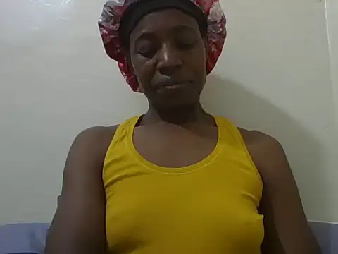 Snapshot of Eebony_Bubbly chatting on 06.09.26 Eebony Bubbly online show from 06.09.26