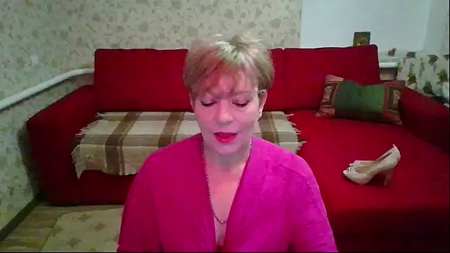 Snapshot of SamantaxFocs chatting on 05.27.26 SamantaxFocs online show from 05.27.26