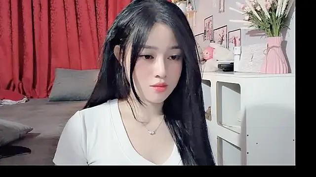 Bee-Cherry online show from 05.28.26