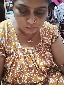 Snapshot of Curvy_Jyoti chatting on 06.19.26 Curvy Jyoti online show from 06.19.26