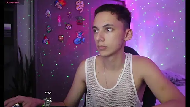 Snapshot of archi_love chatting on 02.06.25 archi love online show from 02.06.25