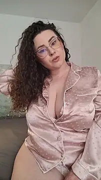 Snapshot of Elissa_Floyd__ chatting on 05.30.26 Elissa Floyd online show from 05.30.26