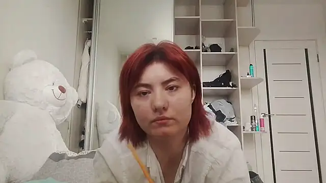 Snapshot of Ewayderbe chatting on 05.28.26 Ewayderbe online show from 05.28.26