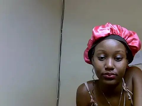 Snapshot of Pretty_kitty48 chatting on 06.17.26 Pretty kitty48 online show from 06.17.26