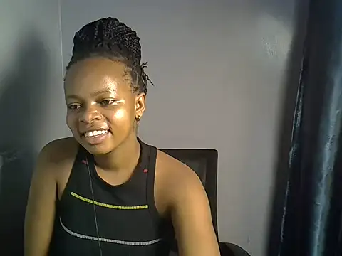 Snapshot of Afrikan_desire chatting on 05.29.26 Afrikan desire online show from 05.29.26