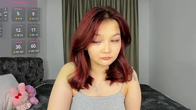 Snapshot of laylasweet_ chatting on 05.28.26 laylasweet online show from 05.28.26