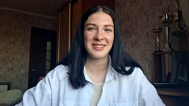 Snapshot of MoroseViki chatting on 05.23.26 MoroseViki online show from 05.23.26