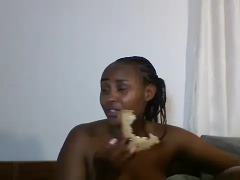 Snapshot of Blonde_lexxy chatting on 07.12.26 Blonde lexxy online show from 07.12.26