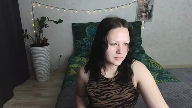 Tori cute online show from 06.10.26