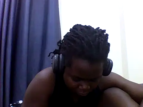 Snapshot of ladar chatting on 05.27.26 ladar online show from 05.27.26